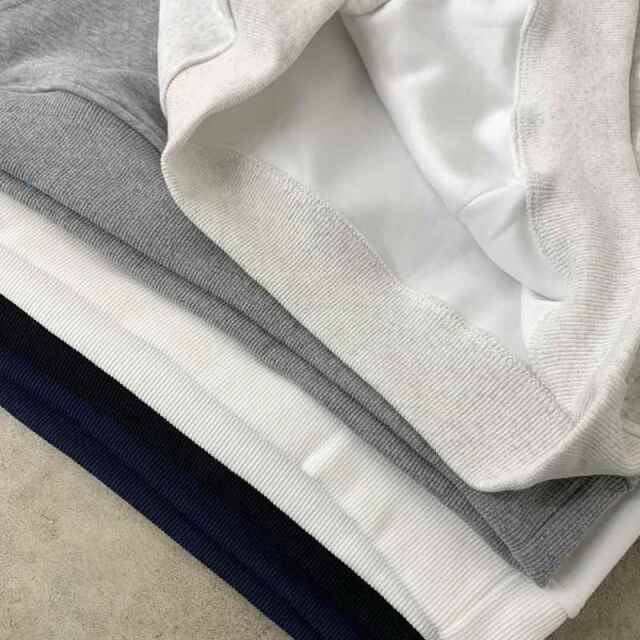 ロゴ合成皮革フードプルオーバー