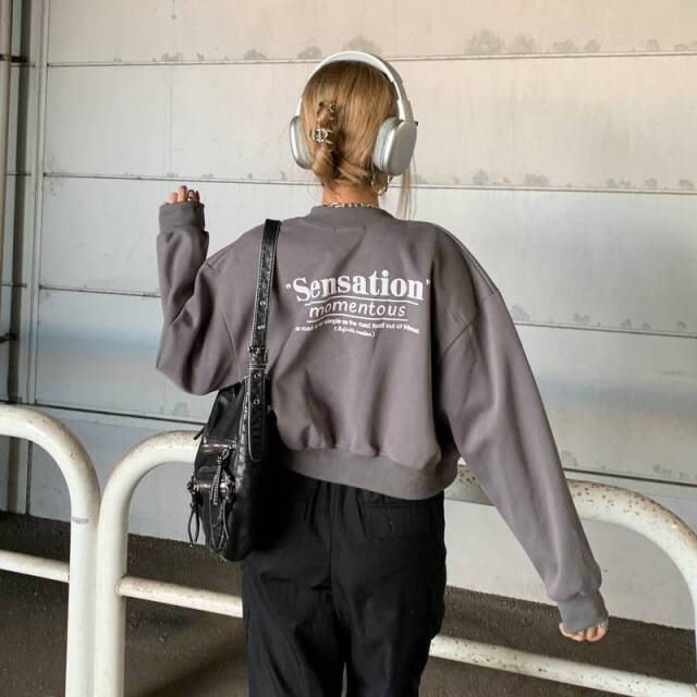 バックロゴカットブルゾン