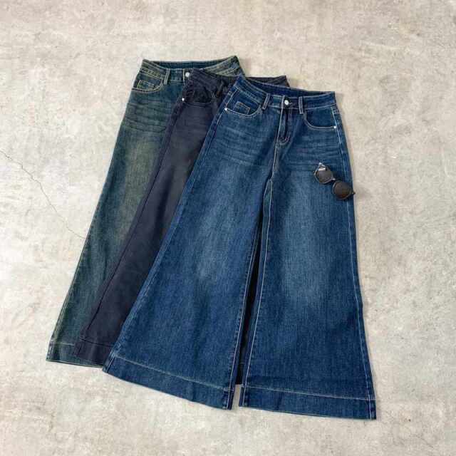 デニムフレアパンツ