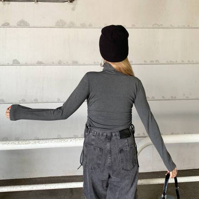 【タグ付新品未使用品】チャコット　ドローストリングハイネックTシャツ fit=scale-down,w=1200