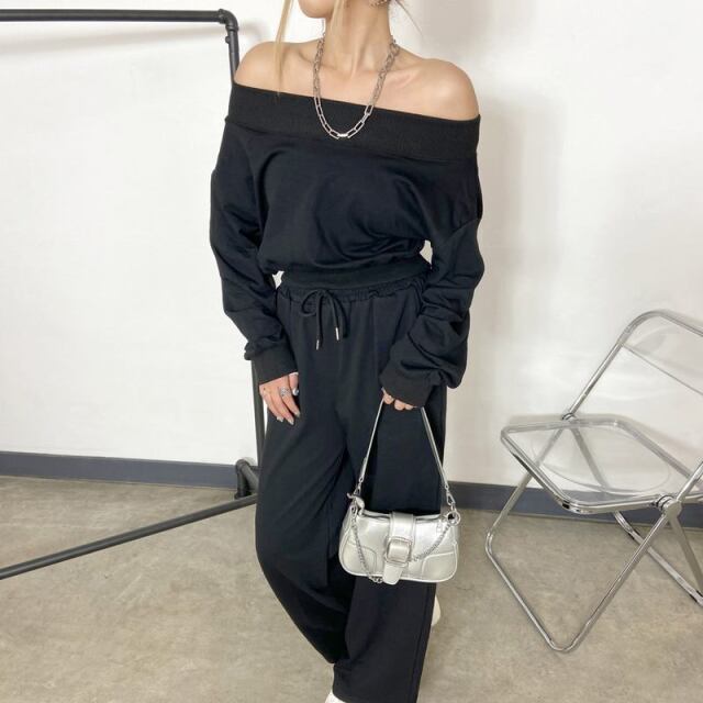オフショルプルオーバー・パンツセットアップ