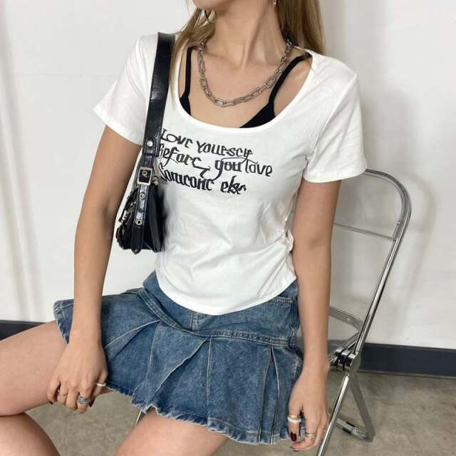 ロゴアンサンブル風サイドドロストTシャツ