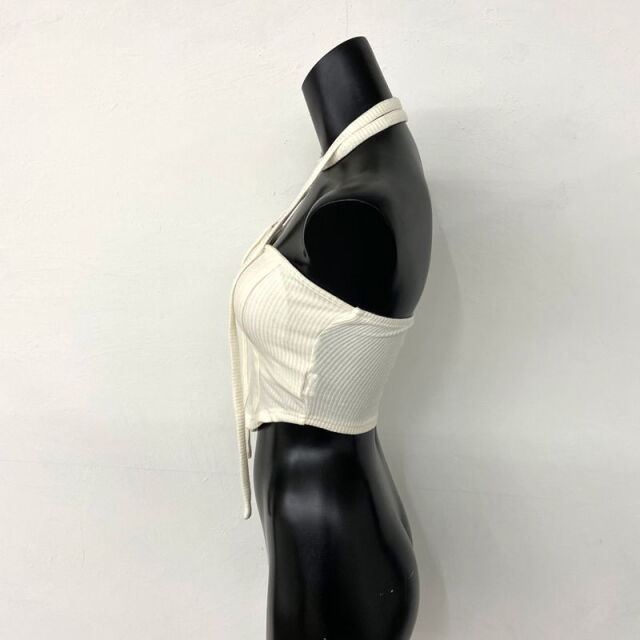 チョーカー付きベアトップ
