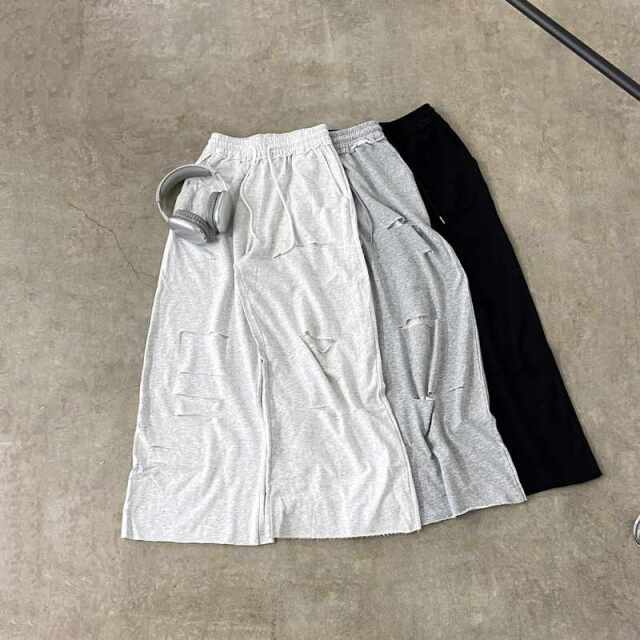 裏毛ダメージワイドパンツ