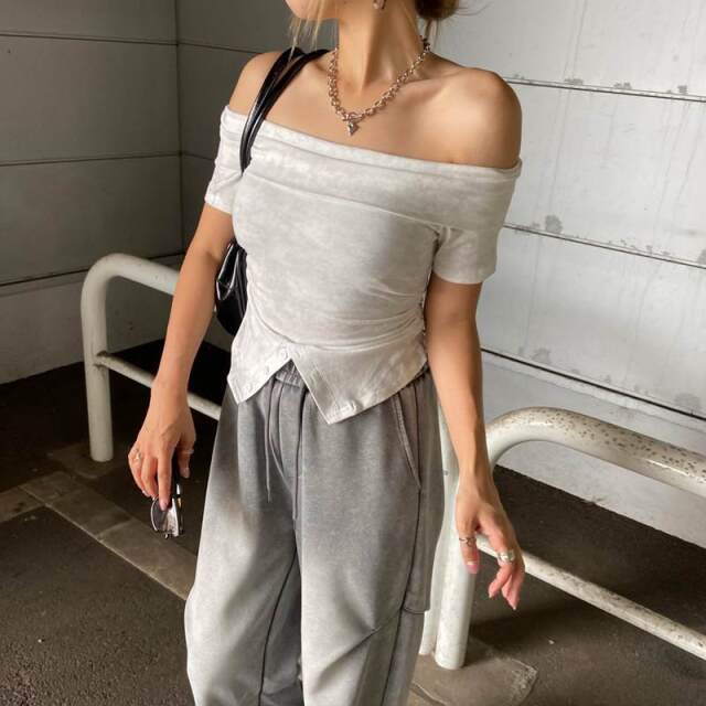 オフショルムラトップス