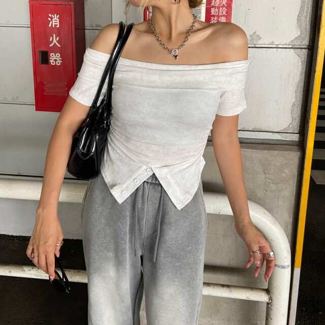 オフショルムラトップス