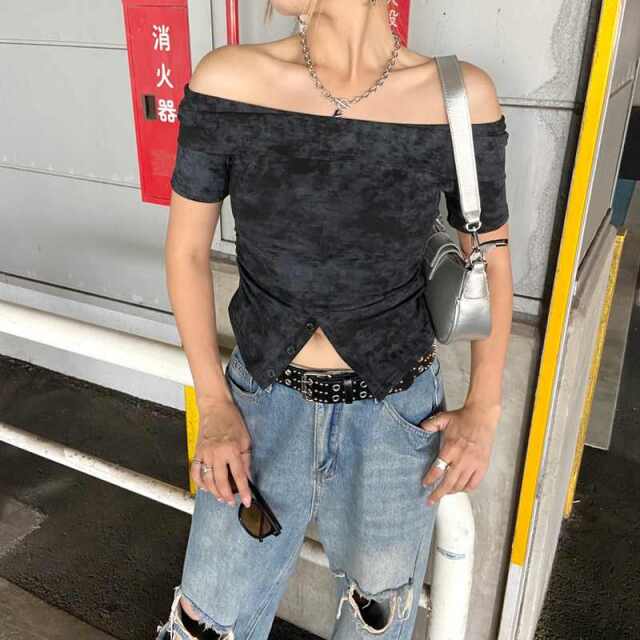 オフショルムラトップス