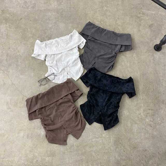 オフショルムラトップス