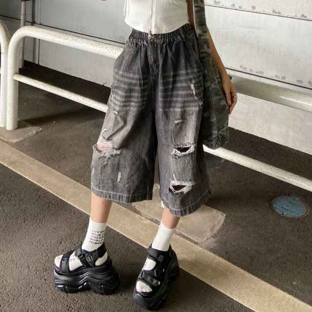 デニムダメージハーフパンツ