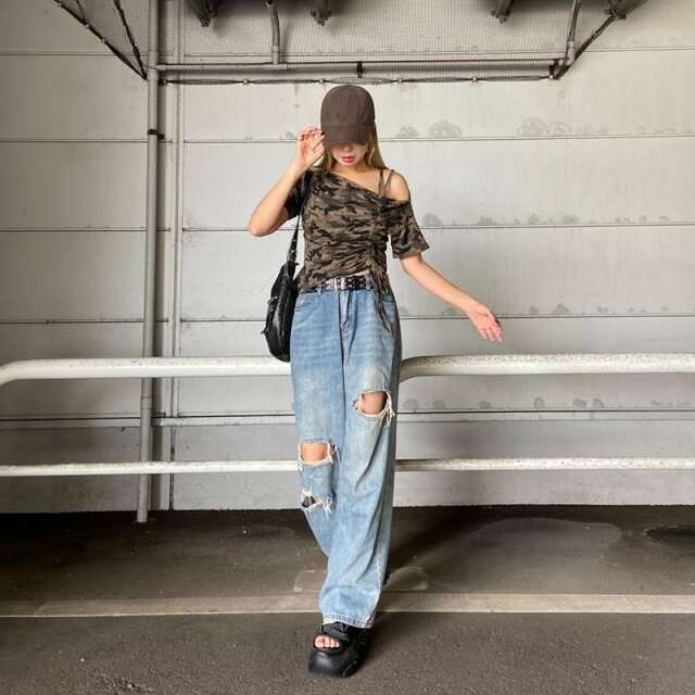 リベットワンショルダートップス