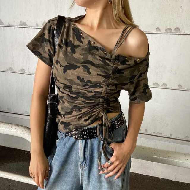 リベットワンショルダートップス