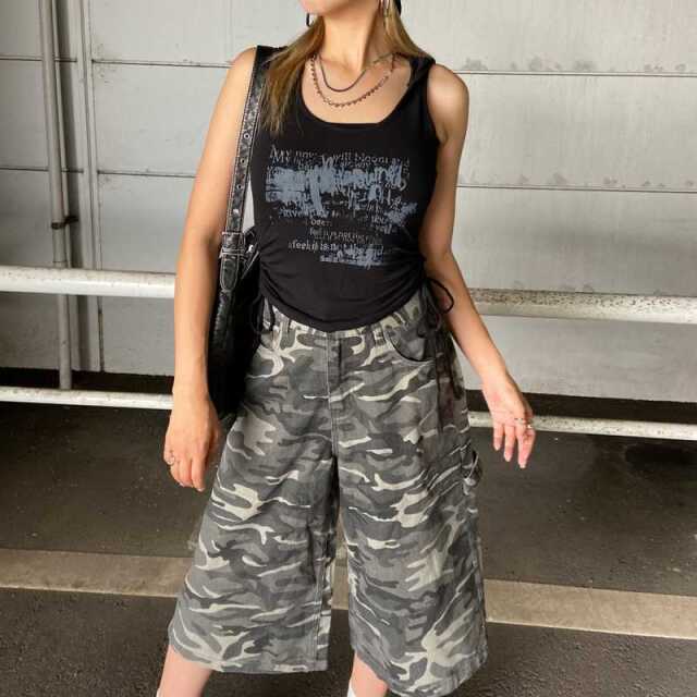 迷彩ハーフパンツ