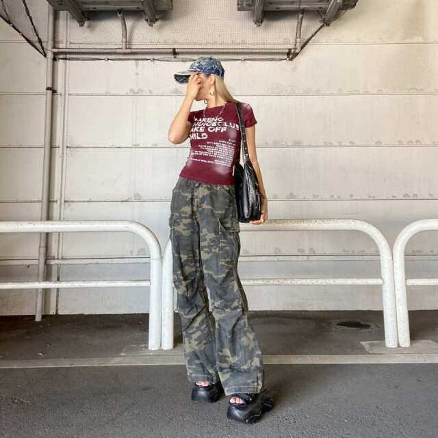 ロゴムラプリントTシャツ