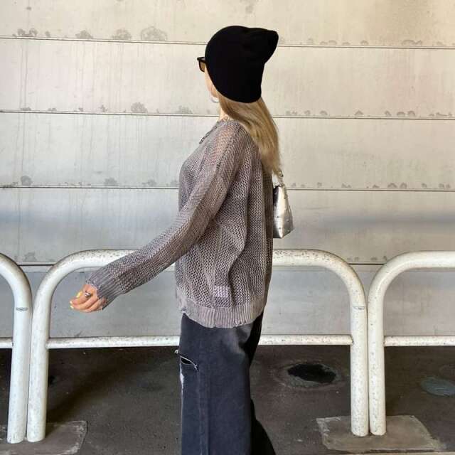ムラ透かしプルオーバー