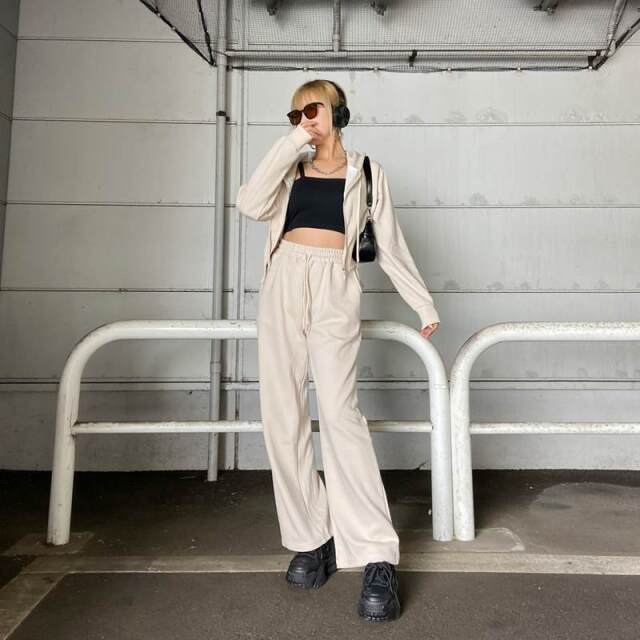 フードロゴ刺繍パーカー・パンツセットアップ