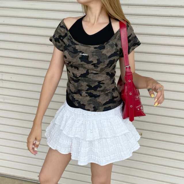 迷彩アンサンブル風プレートロゴトップス