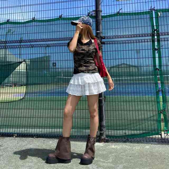 迷彩アンサンブル風プレートロゴトップス