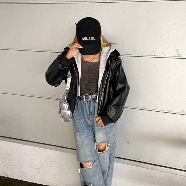 合成皮革パーカーアンサンブル風ブルゾン