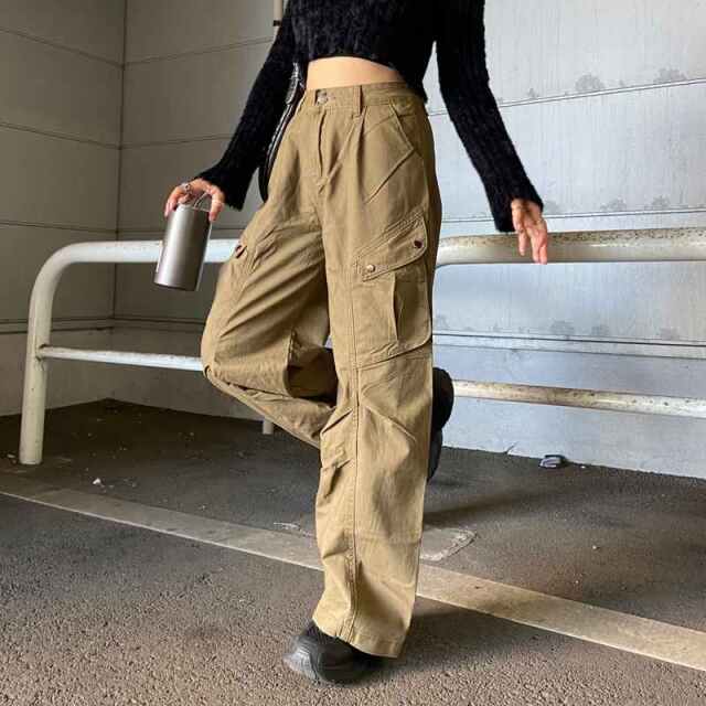 タックワイドパンツ