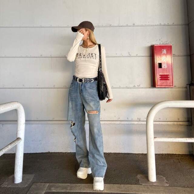 ロゴレースアップTシャツ