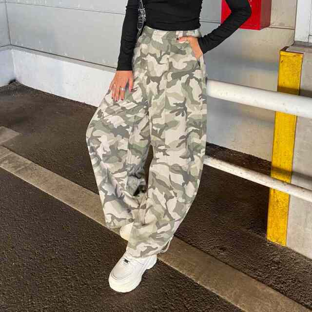 迷彩ワイドパンツ