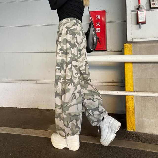 迷彩ワイドパンツ