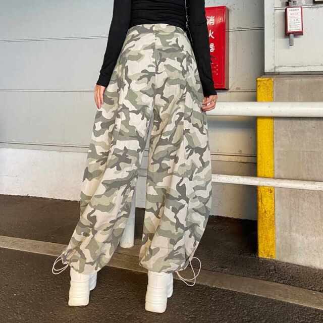 迷彩ワイドパンツ