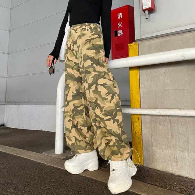 迷彩ワイドパンツ