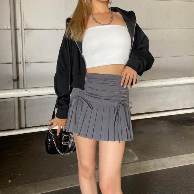 ドロストリボンスカート