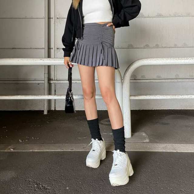 ドロストリボンスカート