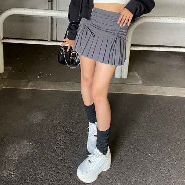 ドロストリボンスカート