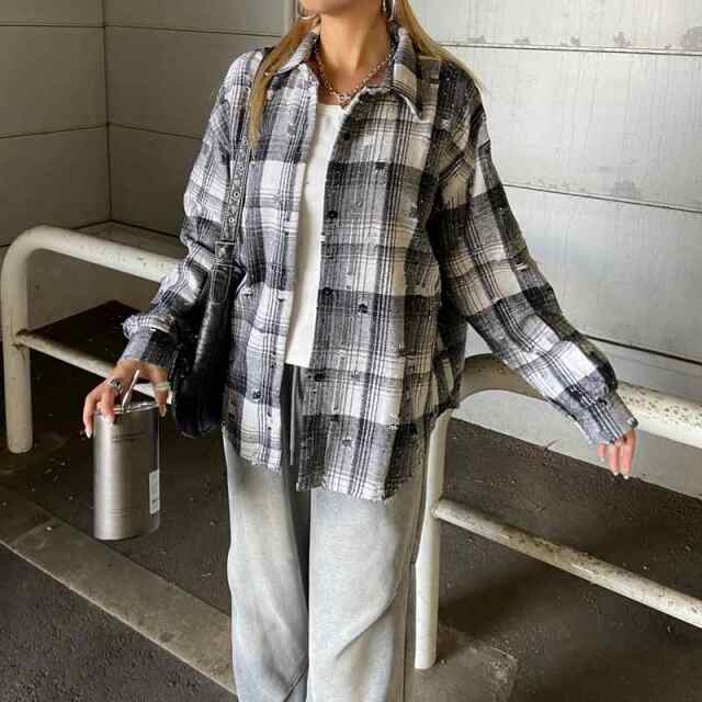 ダメージチェックシャツ