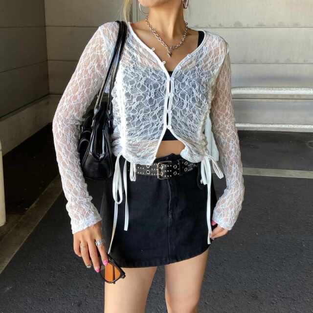 レースドロストプルオーバー