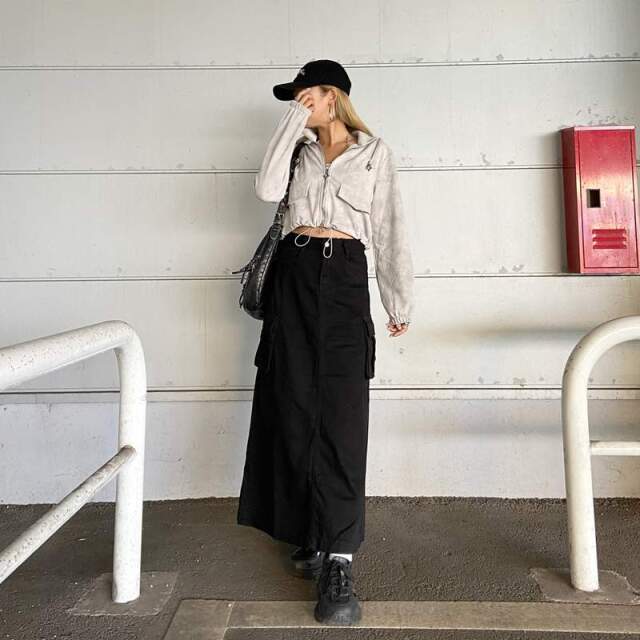 カーゴロングスカート