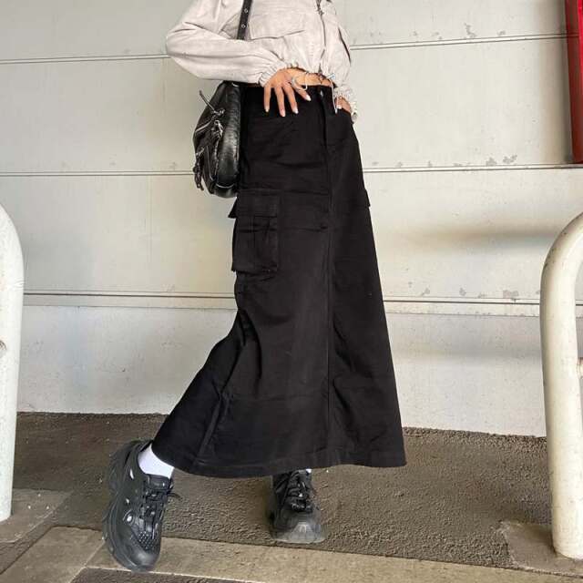カーゴロングスカート