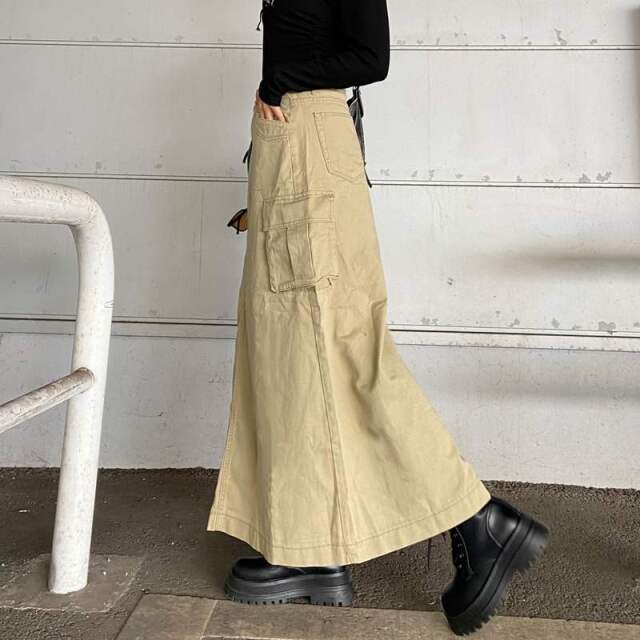 カーゴロングスカート