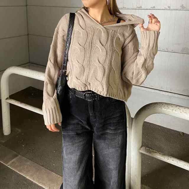 ケーブルフードショートプルオーバー