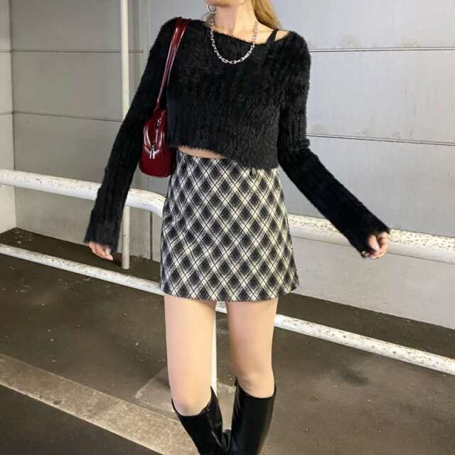 チェックミニスカート