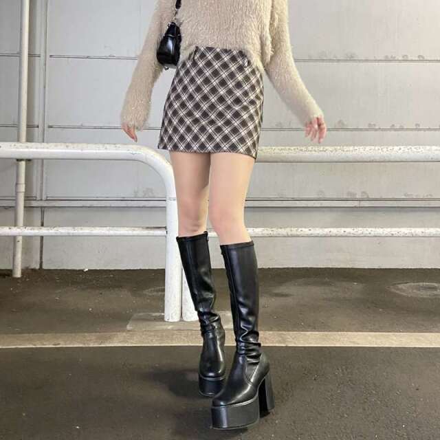 チェックミニスカート