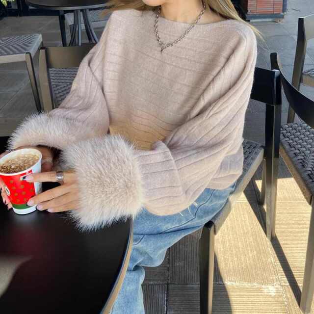 袖ファーニットプルオーバー