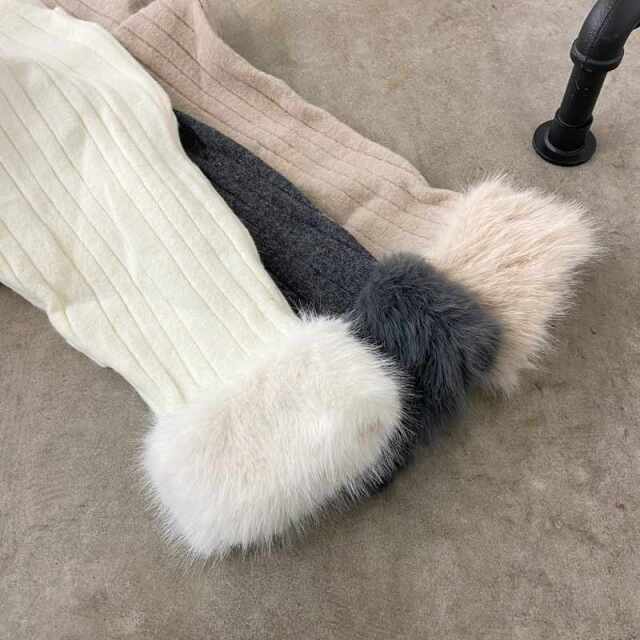 袖ファーニットプルオーバー