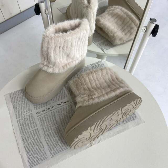 ルーズファームートンブーツ