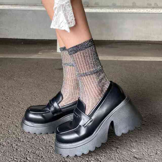 厚底ローファー