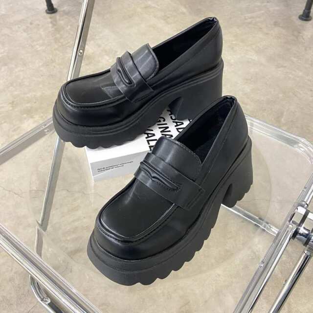 厚底ローファー