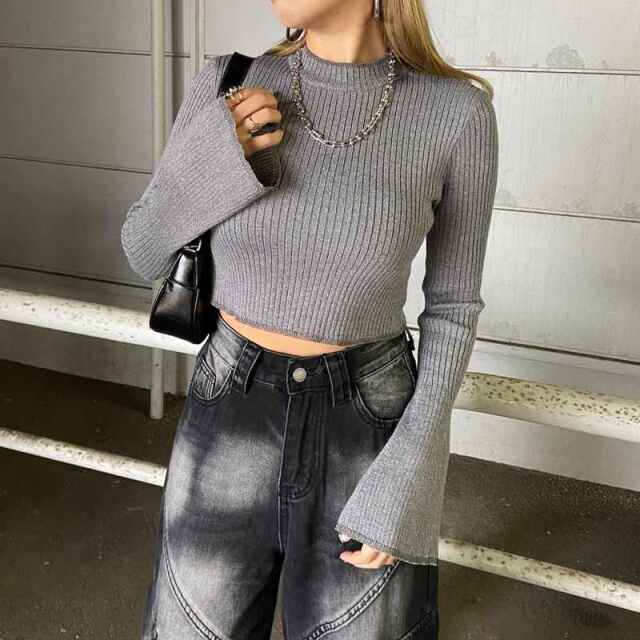 ラメ袖フレアニットトップス