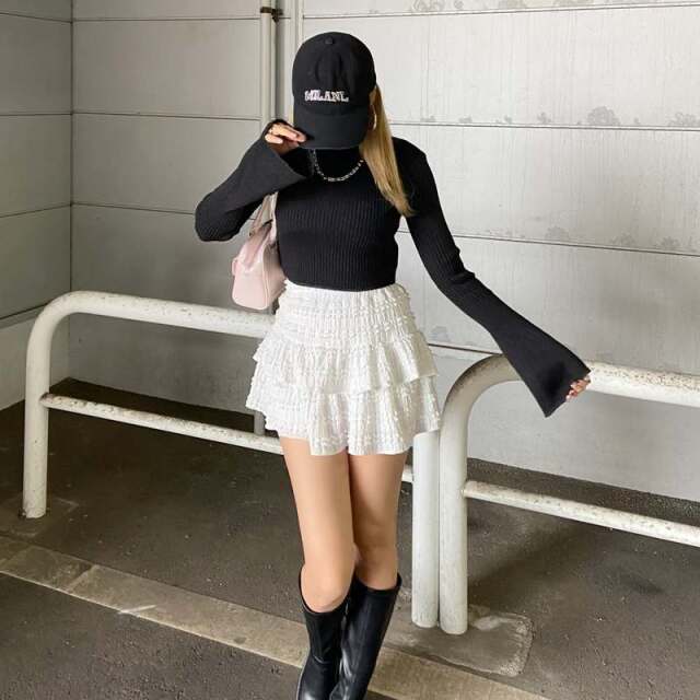 ラメ袖フレアニットトップス