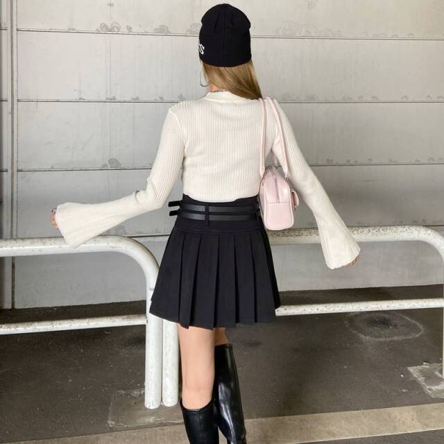 ラメ袖フレアニットトップス