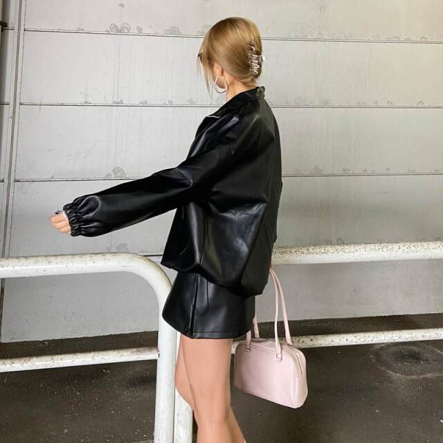 合成皮革ジャケット・スカートセットアップ