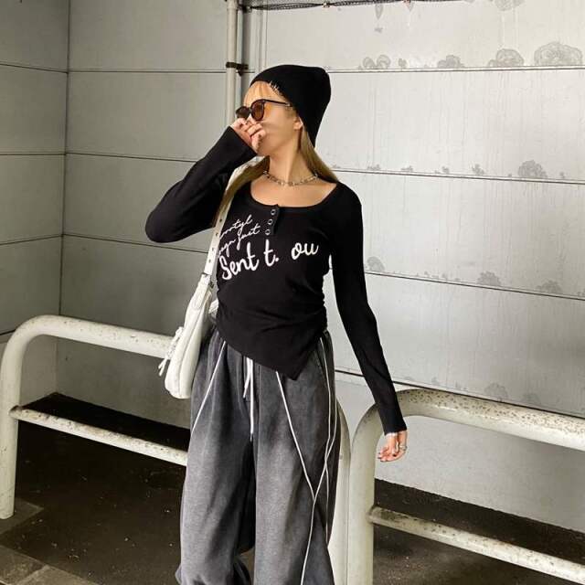 イレギュラーヘムロゴトップス