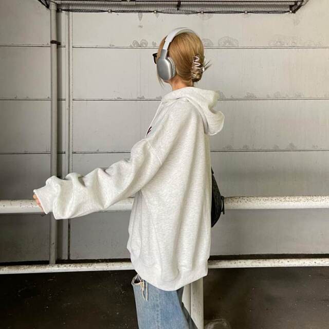 ビッグロゴ刺繍フードチュニック